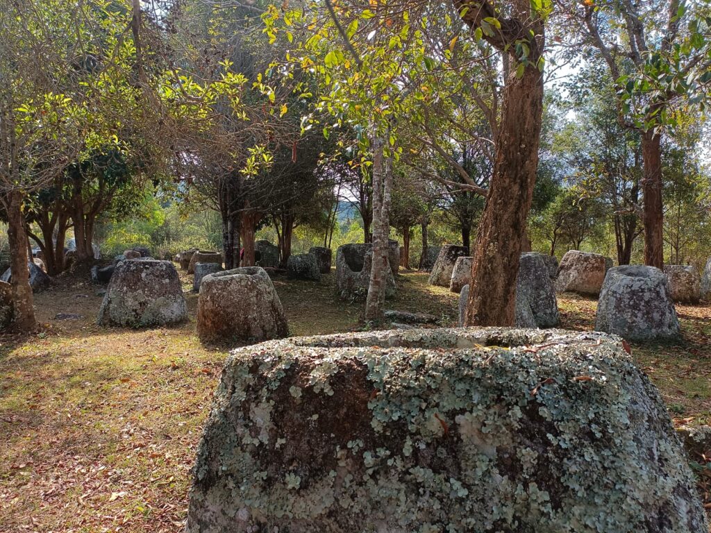 plain of jars tour with local guide